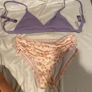 Brand new bathing suit only tried on. Never worn. Size S